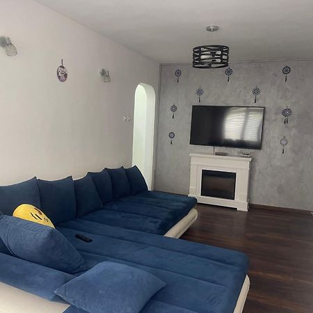 Carlitos Apt Râmnicu Vâlcea Dış mekan fotoğraf